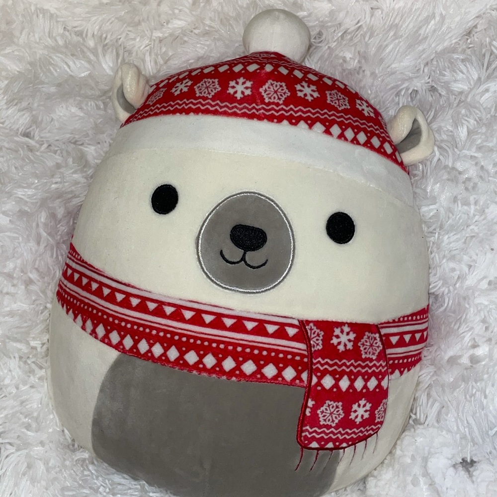 Brooke the polar bear Squishmallow 11’ inch